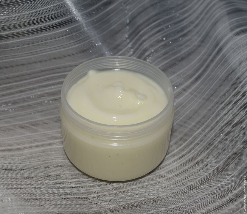 Ointment with vinegar against fungus